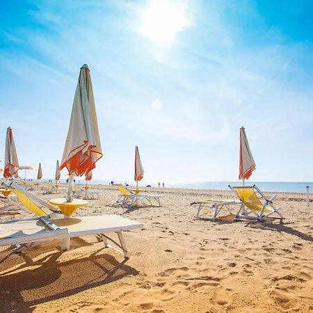 A Tranquil Getaway For Seven Guests In * Bibione